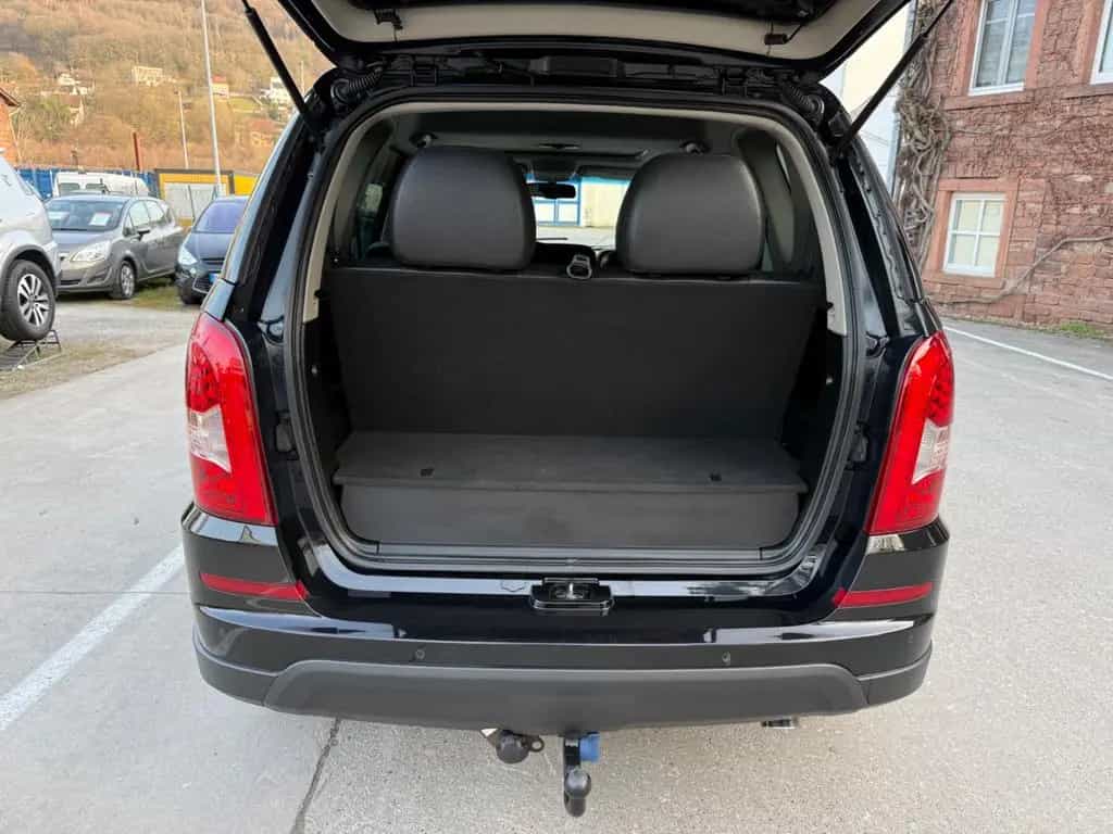 Ssangyong REXTON W Sapphire 4WD/Automatik/AHK/Leder/Navi 02/2015-photo-10