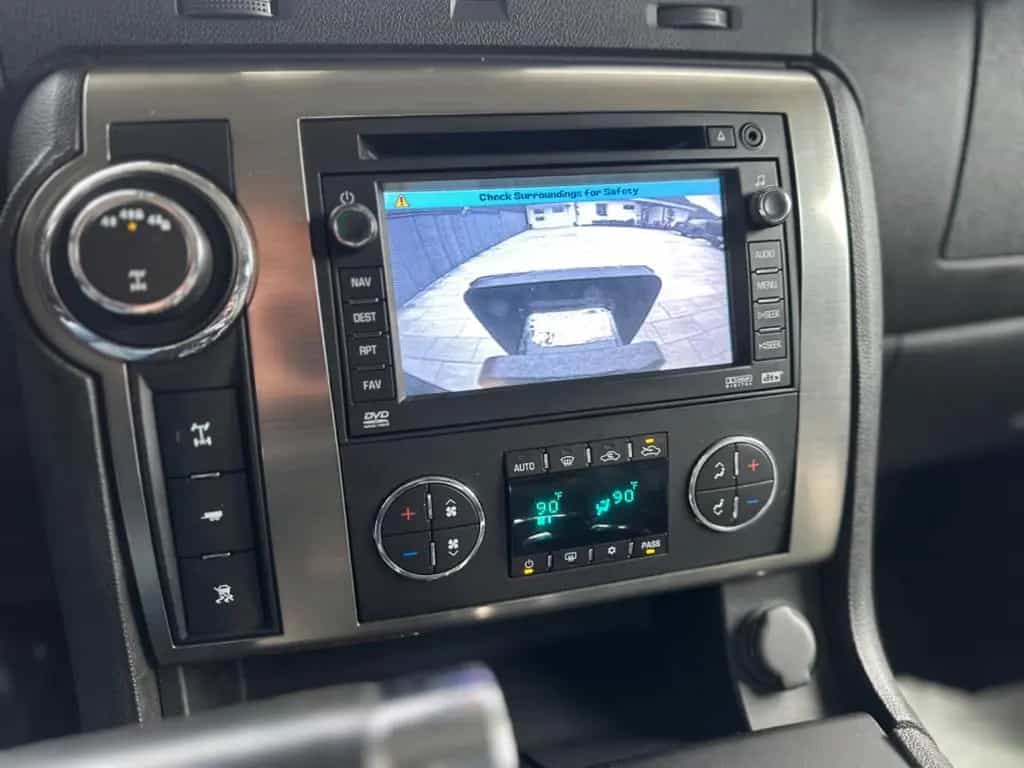 Hummer H2 6.2 V8 Luxury H2 SUT TRUCK-EXTREM UMBAU 07/2008-photo-17