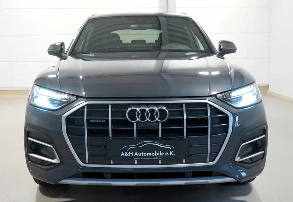 Audi Q5 40 TDI quattro S-Line *ACC*360°KAM*LED*1.HAND 11/2022-photo-1