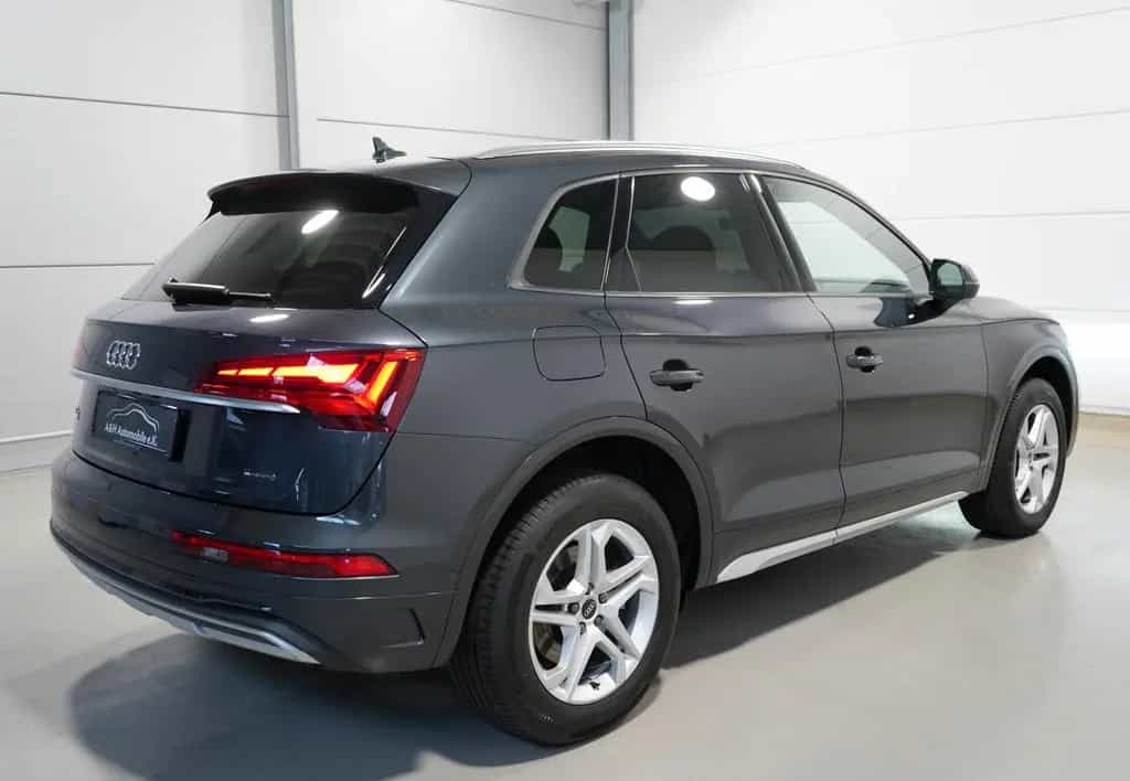 Audi Q5 40 TDI quattro S-Line *ACC*360°KAM*LED*1.HAND 11/2022-photo-7
