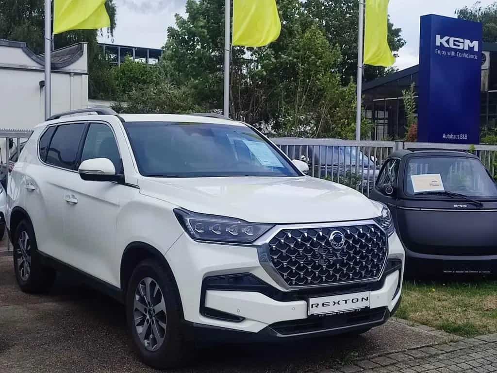 KGM Rexton 2.2 D 8AT 4WD Titanium GSD AHK 10/2024-photo-2