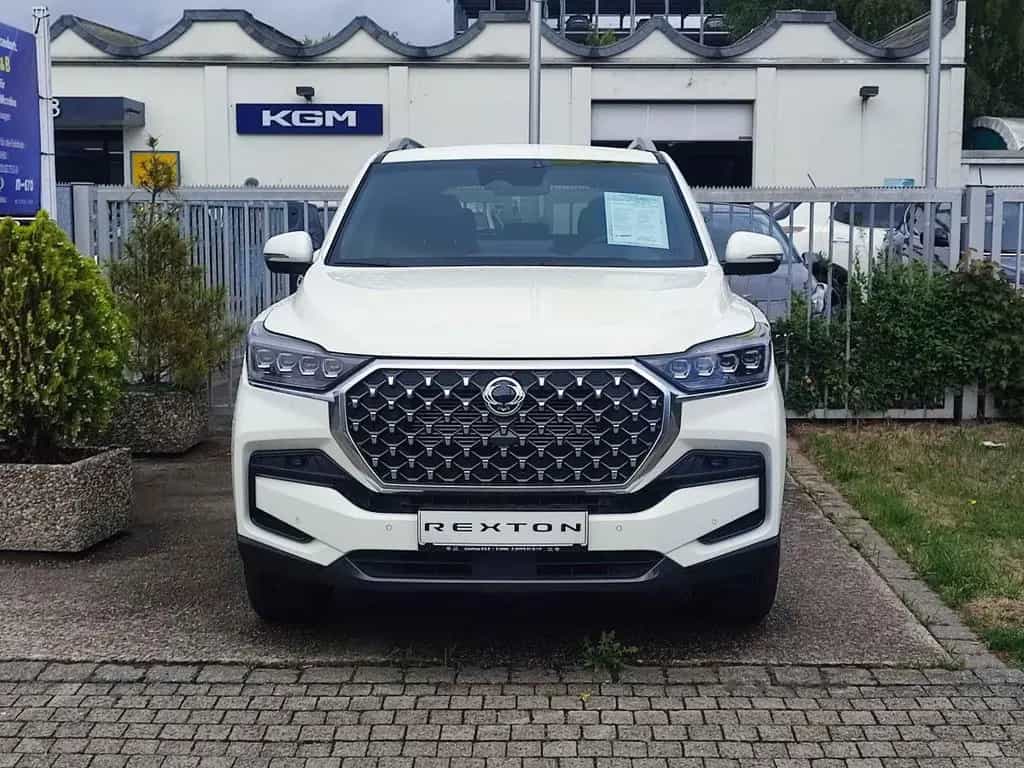 KGM Rexton 2.2 D 8AT 4WD Titanium GSD AHK 10/2024-photo-4