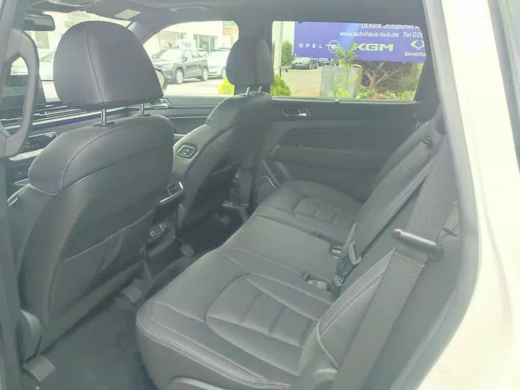 KGM Rexton 2.2 D 8AT 4WD Titanium GSD AHK 10/2024-photo-8