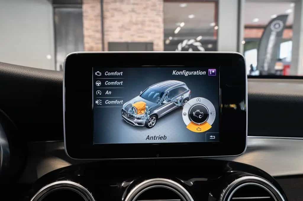 Mercedes-Benz GLC-Class 250d 4M|AMG-LINE|NIGHT-PAKET|ACC|LED|1.HAND 10/2018-photo-20