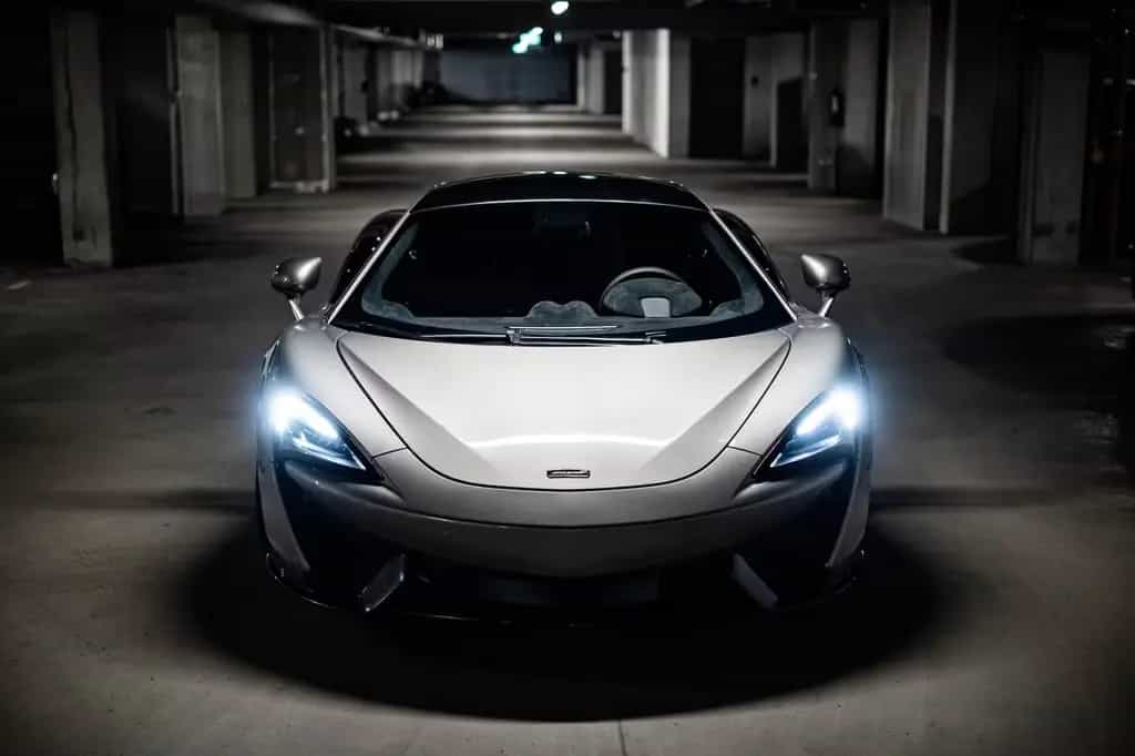 McLaren 570S |OFFICIAL MCLAREN WARRANTY| 03/2017-photo-1