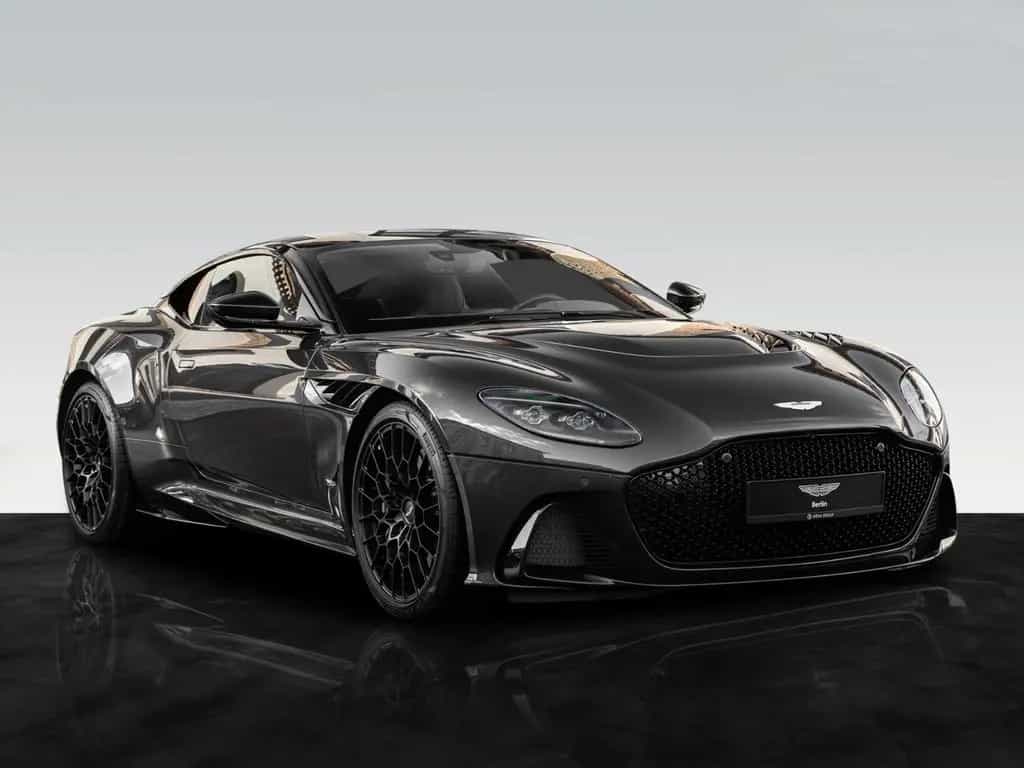 Aston Martin DBS 770 Ultimate | Exterior Carbon | Q-Heritage 08/2024-photo-1