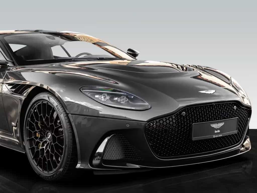 Aston Martin DBS 770 Ultimate | Exterior Carbon | Q-Heritage 08/2024-photo-11