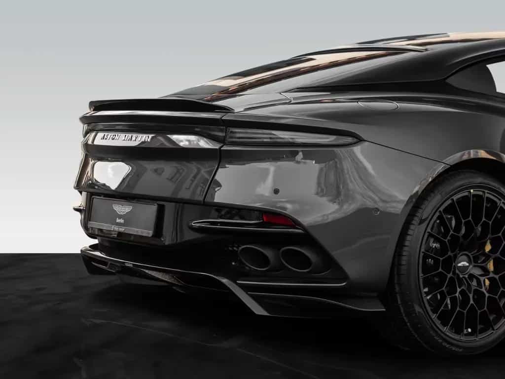 Aston Martin DBS 770 Ultimate | Exterior Carbon | Q-Heritage 08/2024-photo-15