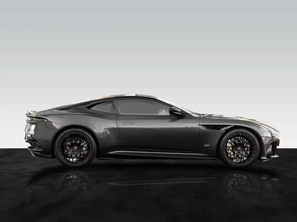 Aston Martin DBS 770 Ultimate | Exterior Carbon | Q-Heritage 08/2024-photo-2