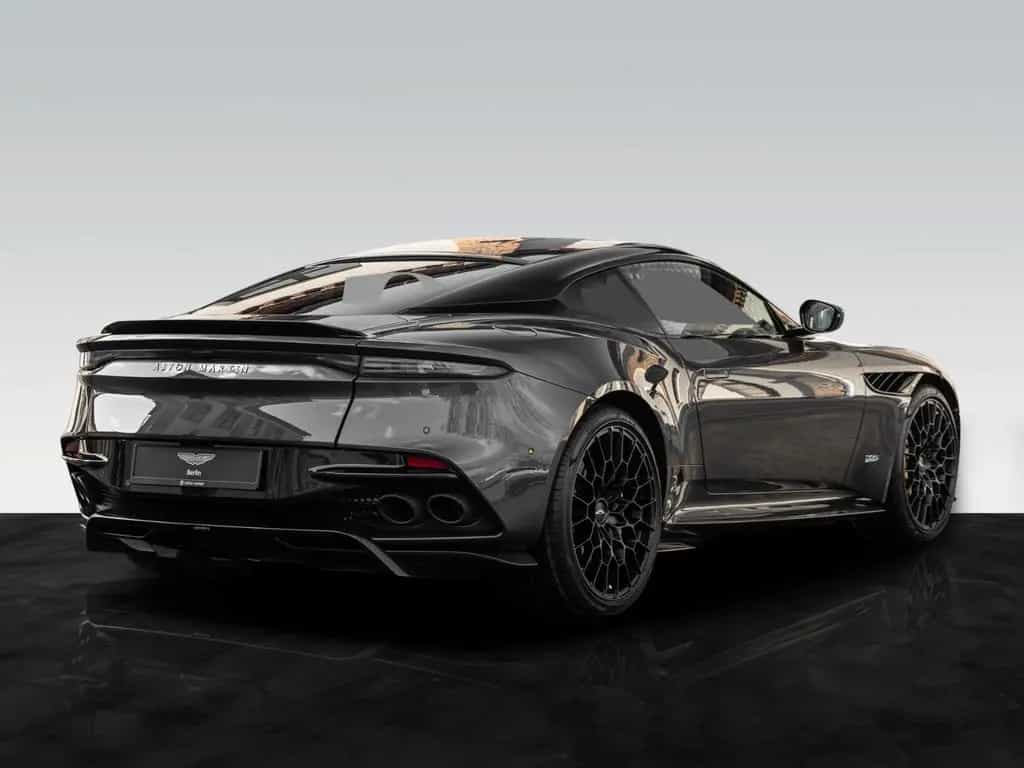Aston Martin DBS 770 Ultimate | Exterior Carbon | Q-Heritage 08/2024-photo-3