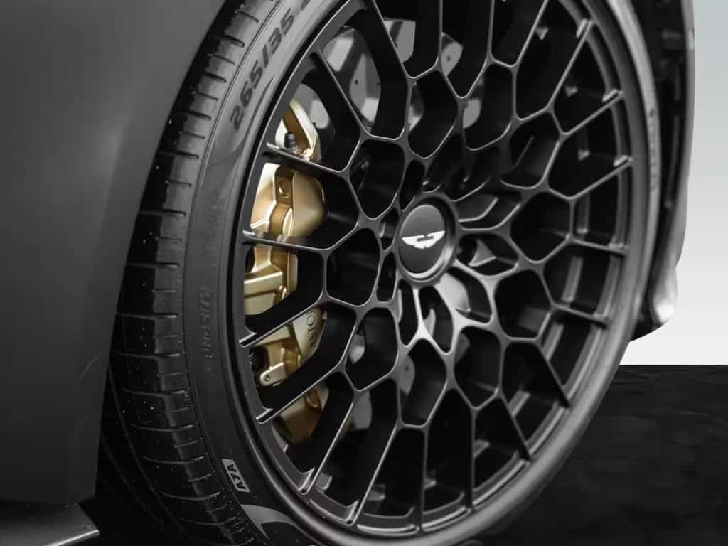 Aston Martin DBS 770 Ultimate | Exterior Carbon | Q-Heritage 08/2024-photo-8