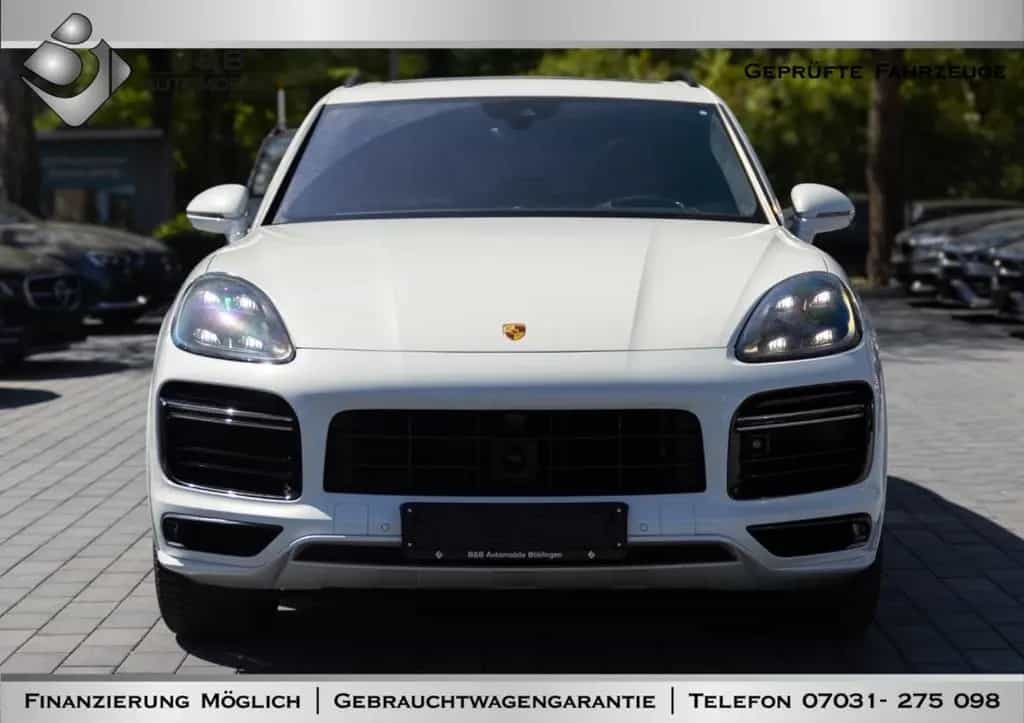 Porsche Cayenne Turbo 2HAND/AHK/SportChrono/NAVI/AppleCa 12/2019-photo-1