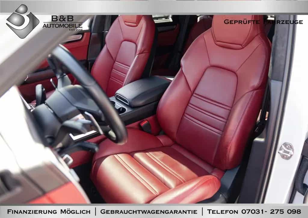 Porsche Cayenne Turbo 2HAND/AHK/SportChrono/NAVI/AppleCa 12/2019-photo-30