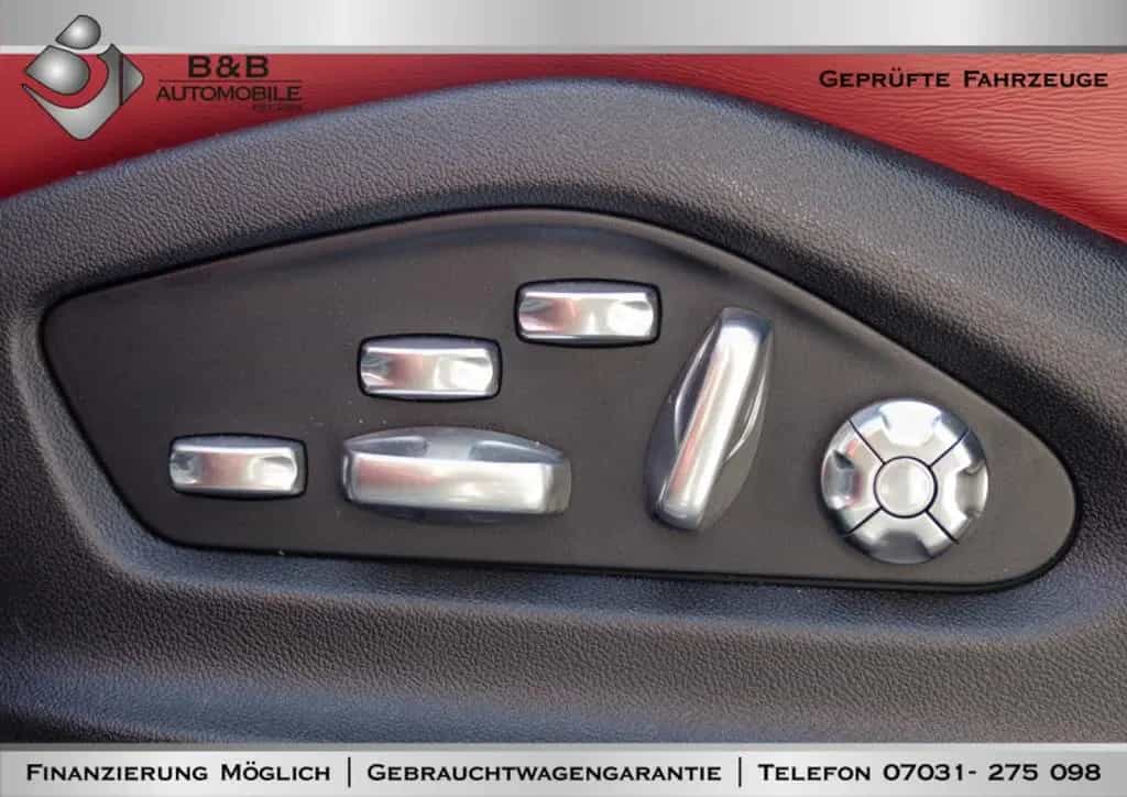 Porsche Cayenne Turbo 2HAND/AHK/SportChrono/NAVI/AppleCa 12/2019-photo-31