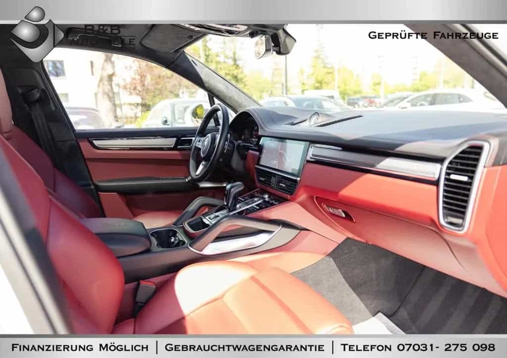 Porsche Cayenne Turbo 2HAND/AHK/SportChrono/NAVI/AppleCa 12/2019-photo-33