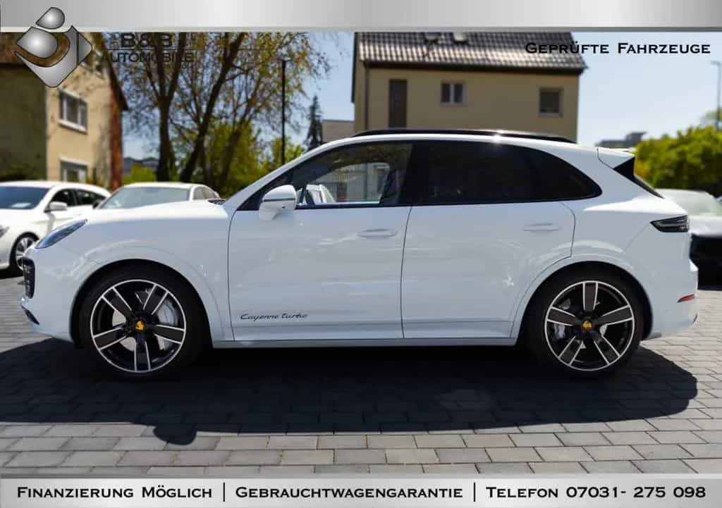 Porsche Cayenne Turbo 2HAND/AHK/SportChrono/NAVI/AppleCa 12/2019-photo-4