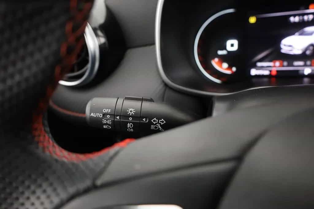MG ZS 1.0 T-GDI Luxury Aut. LED Navi 360° 05/2024-photo-15