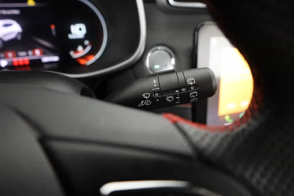 MG ZS 1.0 T-GDI Luxury Aut. LED Navi 360° 05/2024-photo-16