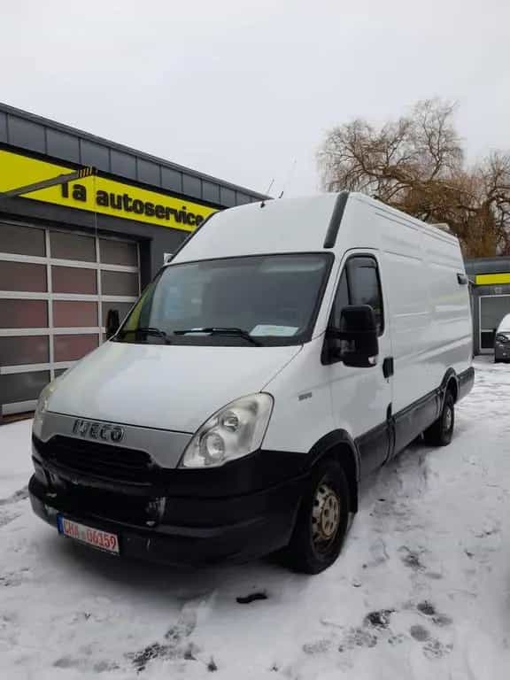 Iveco Other Daily HKa 35 S  AHK Klima Kamera Webasto Isri Ra 11/2012-photo-1