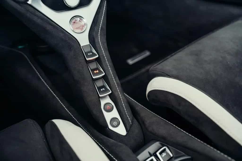McLaren 750S Spider, MwSt., Elite Paint Serpentine 01/2024-photo-29
