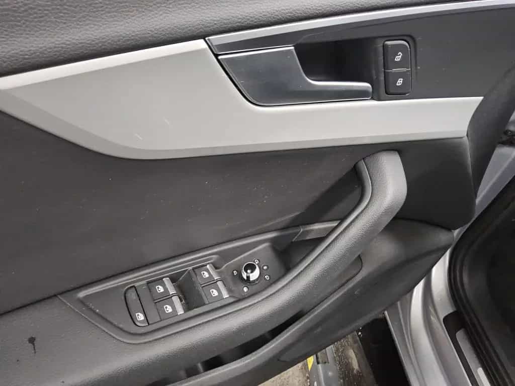 Audi A4 Avant 40 TDI Leder Navi LED PDC Shz Tempomat 12/2021-photo-8