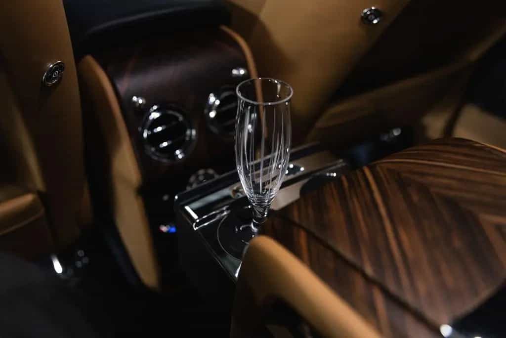 Rolls-Royce Cullinan 03/2019-photo-24