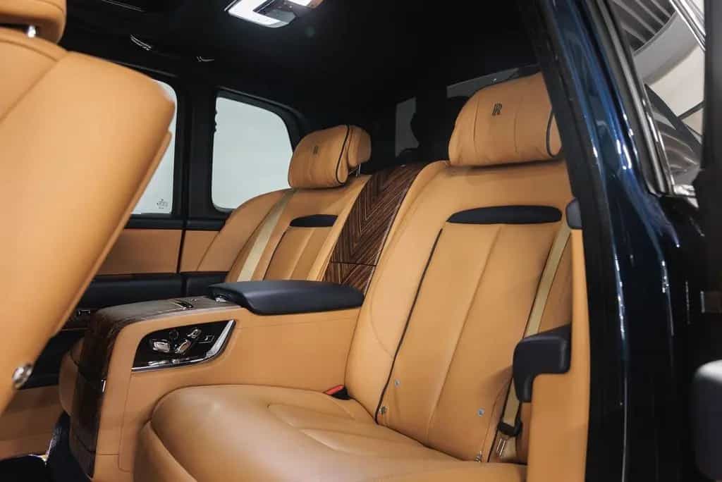 Rolls-Royce Cullinan 03/2019-photo-3