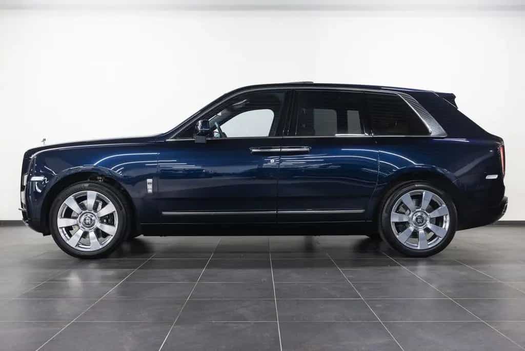 Rolls-Royce Cullinan 03/2019-photo-4