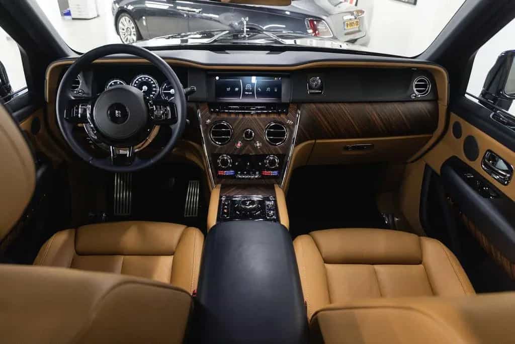 Rolls-Royce Cullinan 03/2019-photo-6