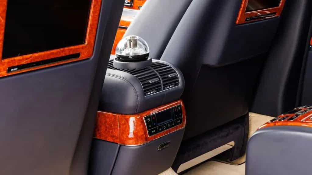 Maybach 57 S 07/2013-photo-23