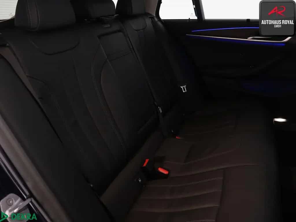 BMW 5 Series 520 i T STANDHEIZ,HUD,360GRAD,ACC,SOFTCLOSE,PANO 04/2020-photo-10