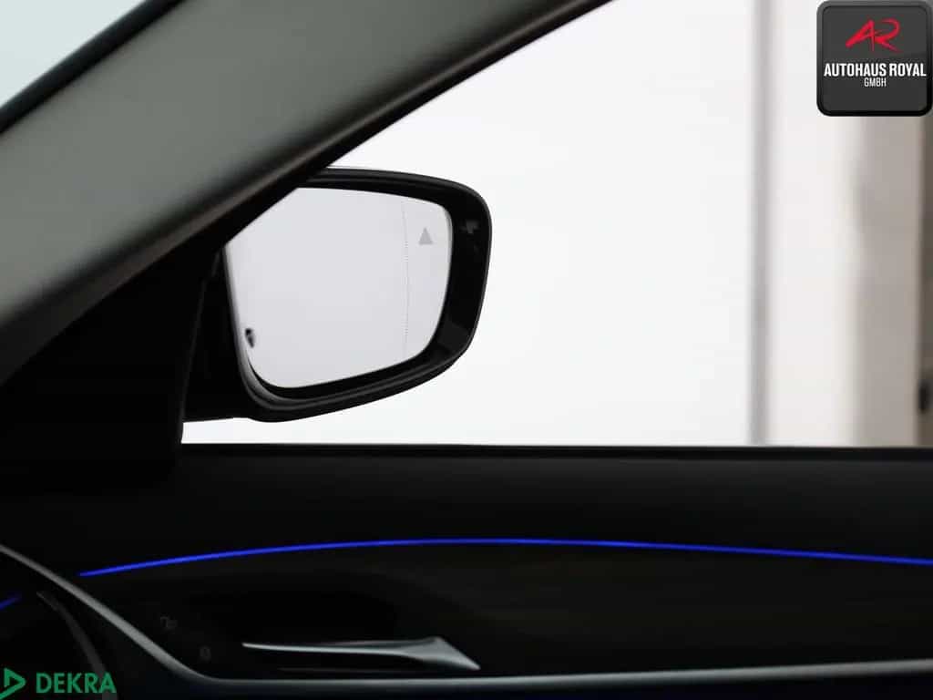 BMW 5 Series 520 i T STANDHEIZ,HUD,360GRAD,ACC,SOFTCLOSE,PANO 04/2020-photo-21