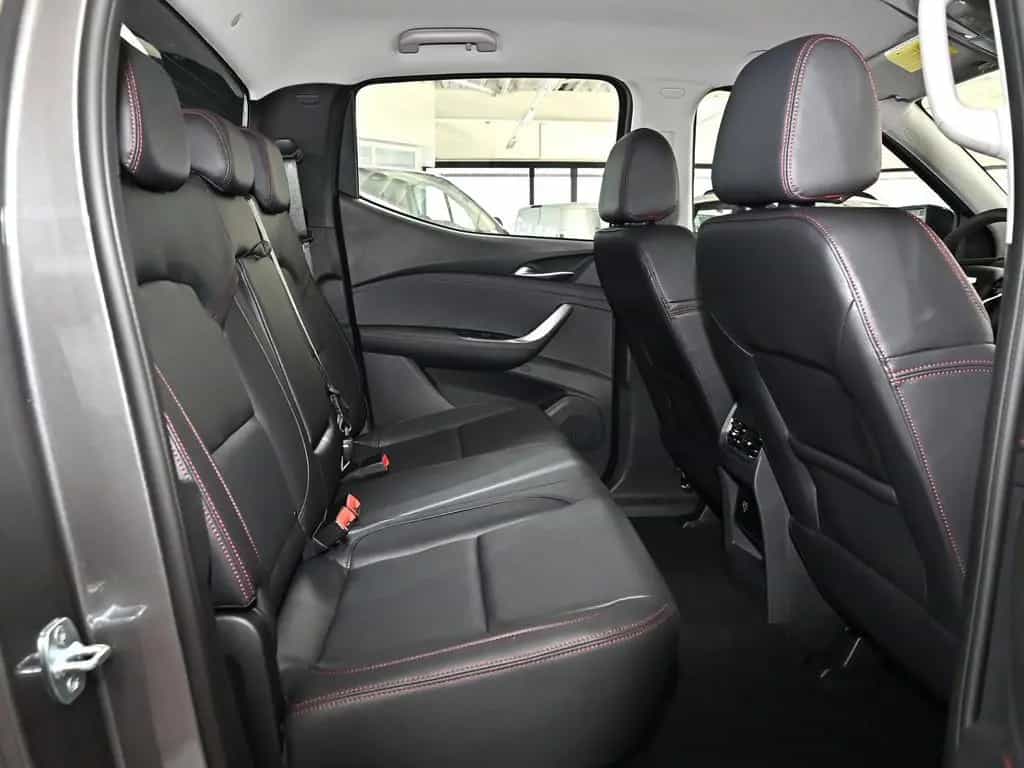 Maxus T60 MAX 4WD Luxury LED Klima Leder 360 ° 3,5t AH null-photo-4