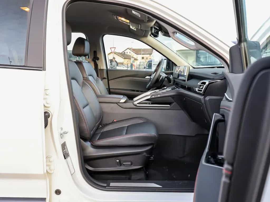 Maxus T60 MAX 4WD Luxury LED Klima Leder 360 ° 3,5t An null-photo-2