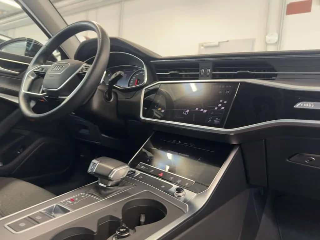 Audi A6 Avant 35 TDI LED Pano 03/2022-photo-16