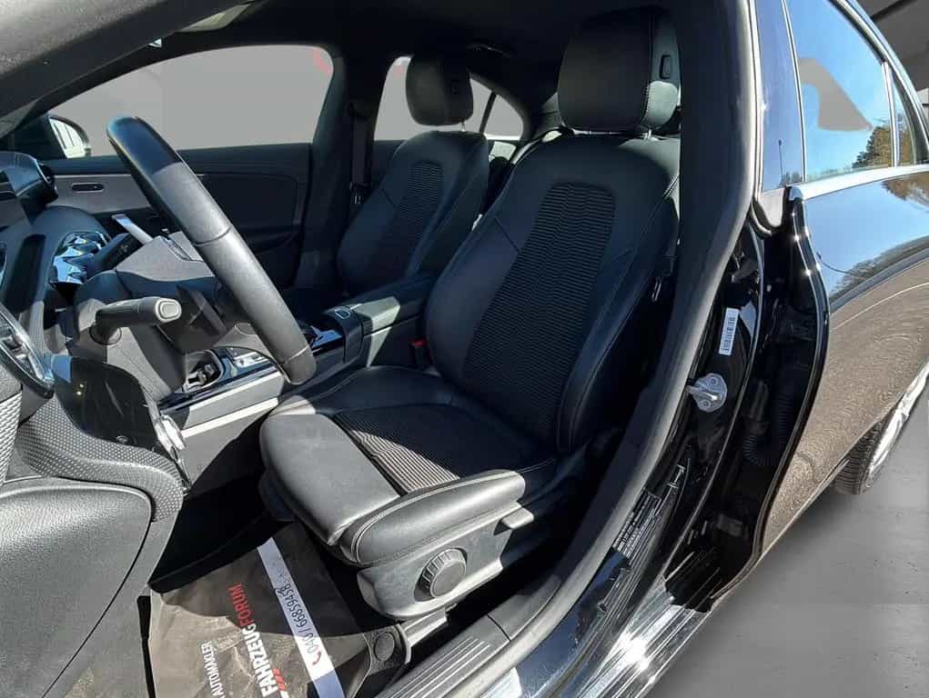 Mercedes-Benz CLA-Class 200 Progessive Widescreen 09/2019-photo-6