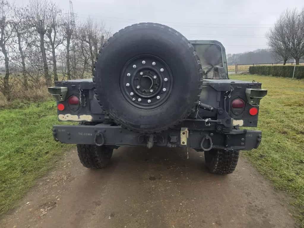 Hummer H1 06/1986-photo-7