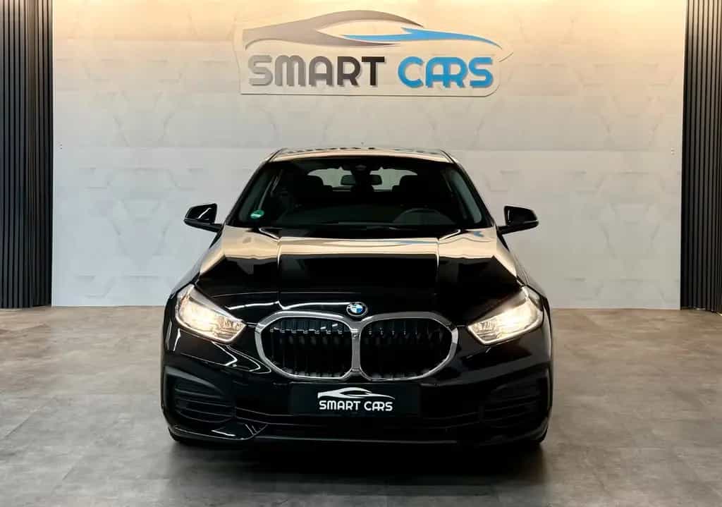 BMW 116 i*Navi*LED*SHZ*MwSt.*1.Hand*Scheckheft*Top* 12/2022-photo-1