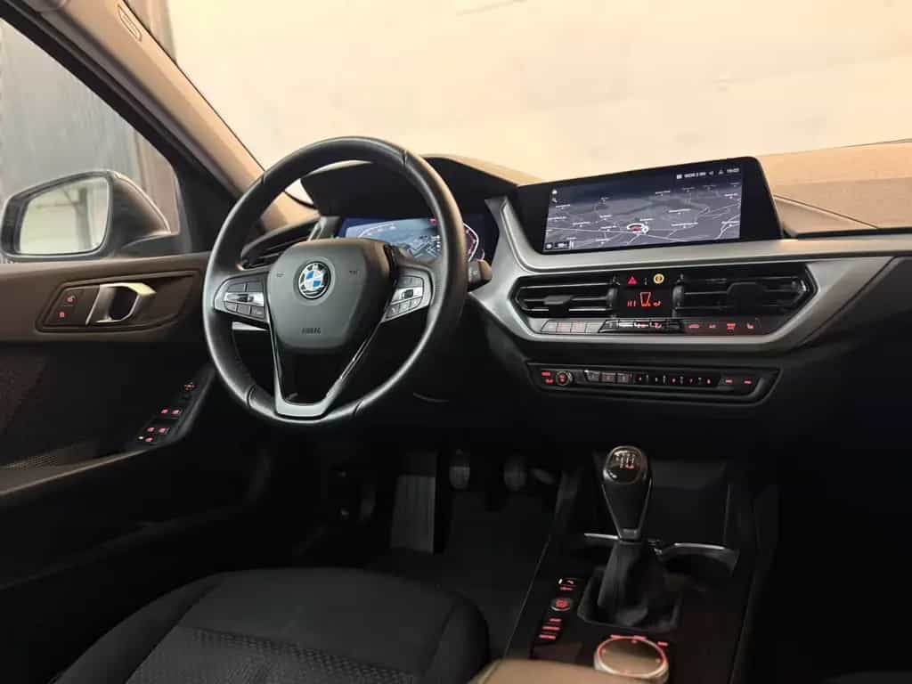 BMW 116 i*Navi*LED*SHZ*MwSt.*1.Hand*Scheckheft*Top* 12/2022-photo-16