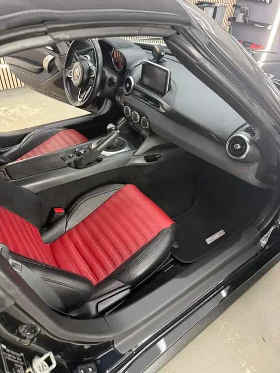 Abarth 124 Spider 1.4 MultiAir Turbo -Edition 07/2017-photo-5