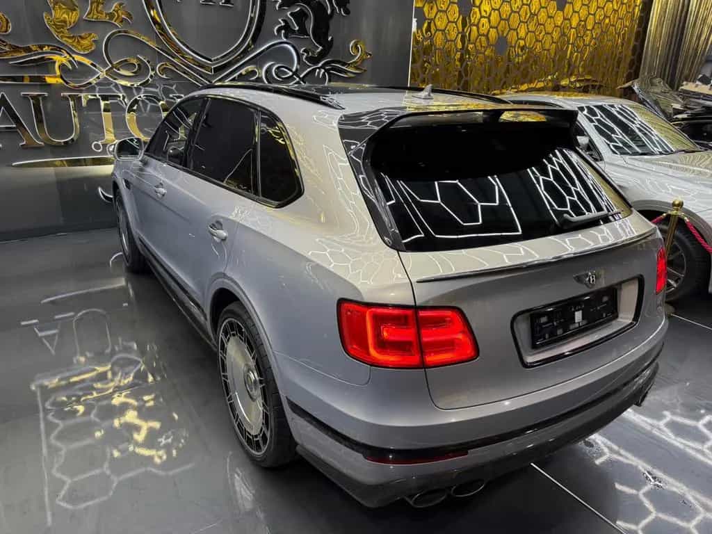 Bentley Bentayga 6.0 W12 AKRAPOVIC CARBON 24z MANSORY 08/2018-photo-12