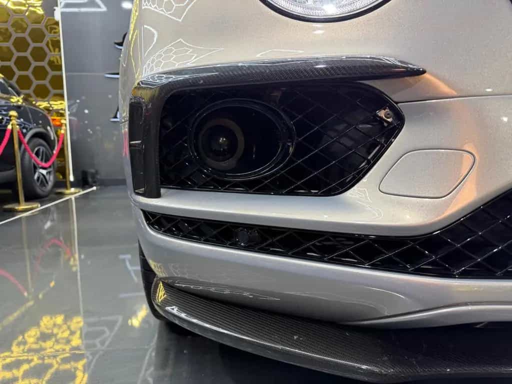 Bentley Bentayga 6.0 W12 AKRAPOVIC CARBON 24z MANSORY 08/2018-photo-18
