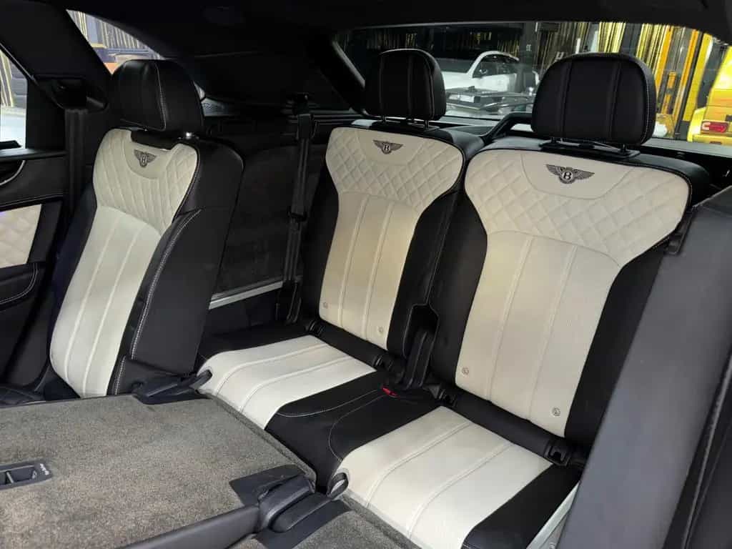 Bentley Bentayga 6.0 W12 AKRAPOVIC CARBON 24z MANSORY 08/2018-photo-38