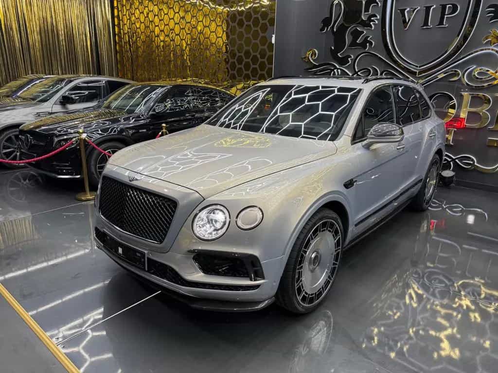 Bentley Bentayga 6.0 W12 AKRAPOVIC CARBON 24z MANSORY 08/2018-photo-4