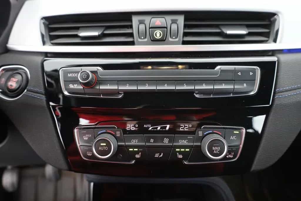 BMW X2 xDrive 18d M Sport LED Navi Alcantara AHK PDC 09/2018-photo-11