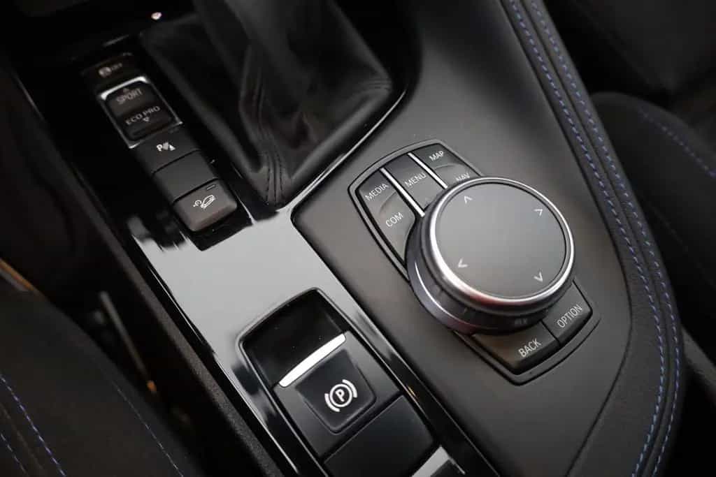 BMW X2 xDrive 18d M Sport LED Navi Alcantara AHK PDC 09/2018-photo-13