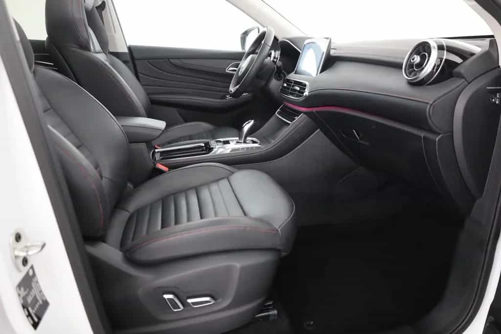MG HS 1.5 T-GDI Luxury Aut. LED ACC Navi 360° Pano 03/2024-photo-24