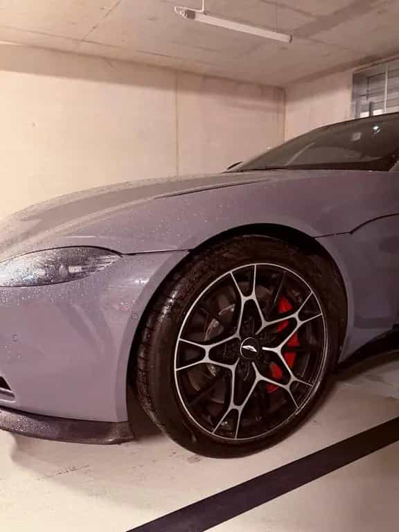 Aston Martin V8 Vantage 4.0 V8 04/2022-photo-9