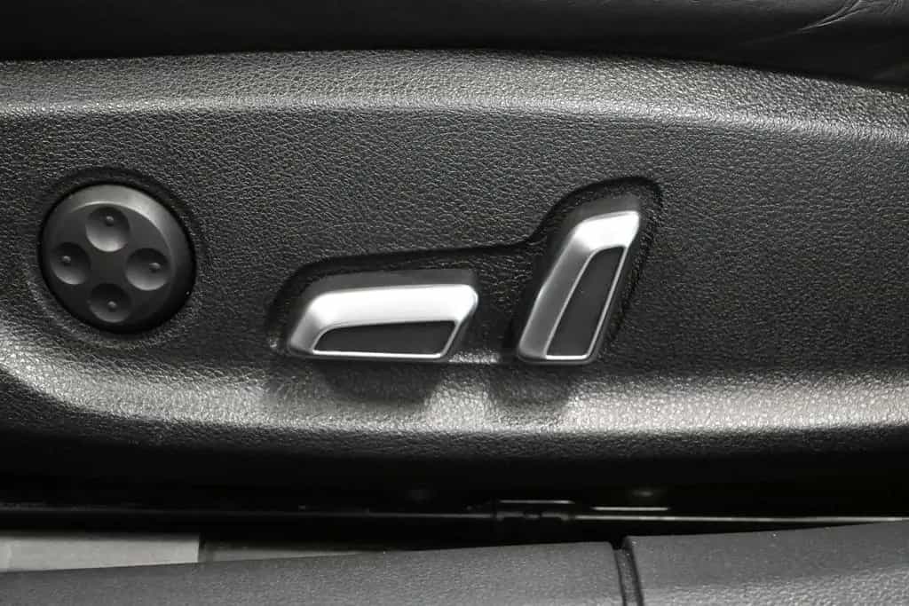 Audi A6 Avant 3.0 TDI Comp q S-LINE *BOSE*KEYLESS*AHK 12/2016-photo-23