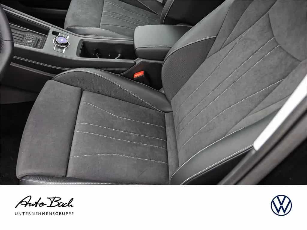 Volkswagen T-Roc Style 1.5 l eTSI OPF 110 kW (150 P S) 7-Ga null-photo-5